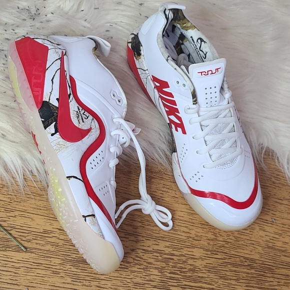 nike force zoom trout 4 turf